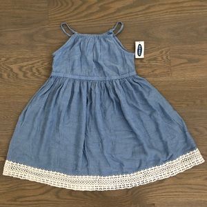 Toddler dress old navy 4T, NWT